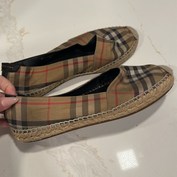 Burberry Check Canvas Espadrilles - Picture 6 of 6